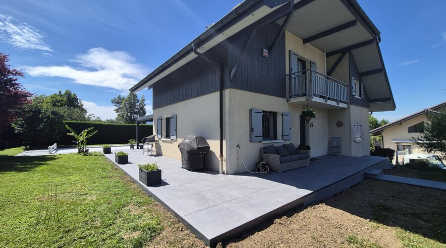 Terrasse après: pose de grès céram sur structure Terrassteel